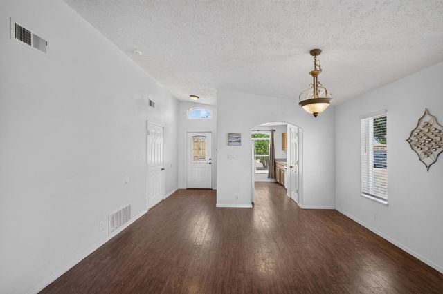 817 Frederico Boulevard, Rio Communities, NM 87002