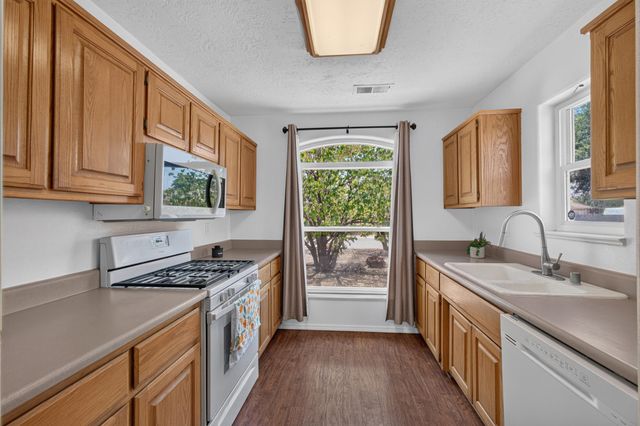 817 Frederico Boulevard, Rio Communities, NM 87002