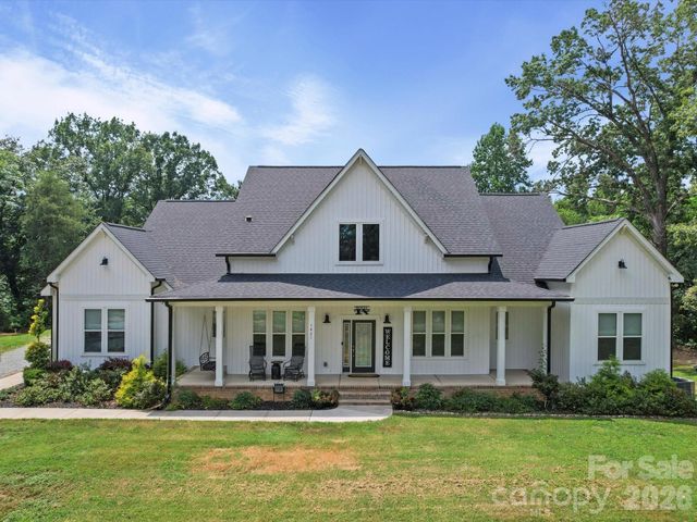 1421 Hamilton Crossroads Road, Marshville, NC 28103