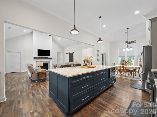 1421 Hamilton Crossroads Road, Marshville, NC 28103