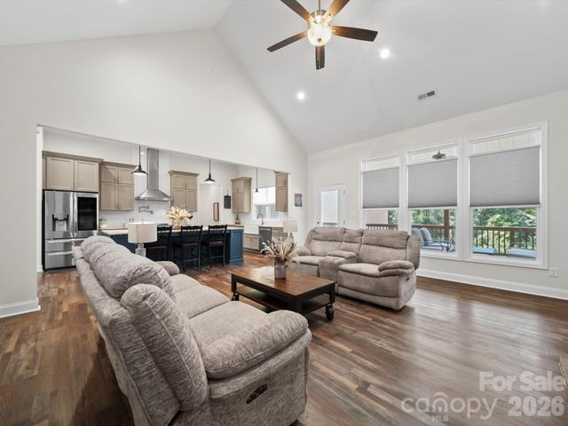 1421 Hamilton Crossroads Road, Marshville, NC 28103