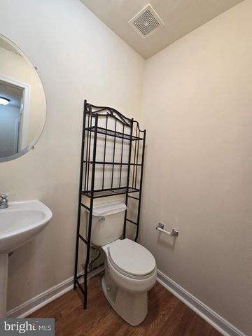7910 MONARCH ST, White Plains, MD 20695