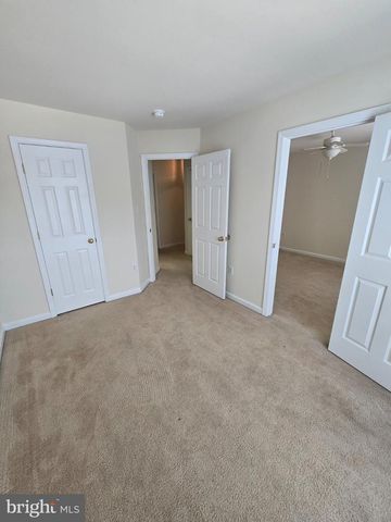 7910 MONARCH ST, White Plains, MD 20695