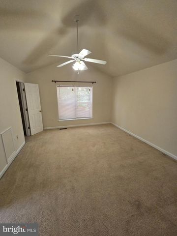 7910 MONARCH ST, White Plains, MD 20695