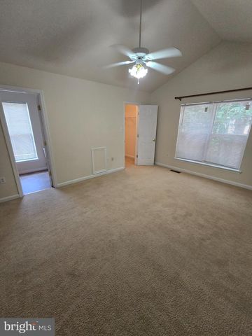 7910 MONARCH ST, White Plains, MD 20695