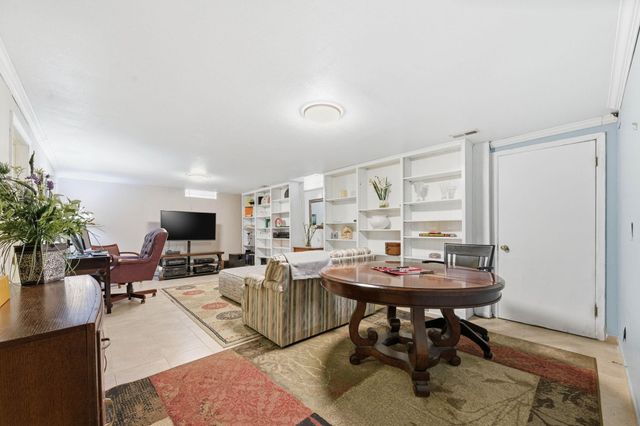 4004 CLARENDON ST, Bel Aire, KS 67220