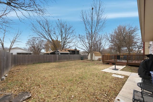 4004 CLARENDON ST, Bel Aire, KS 67220