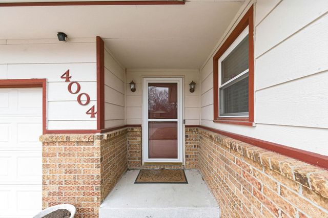 4004 CLARENDON ST, Bel Aire, KS 67220