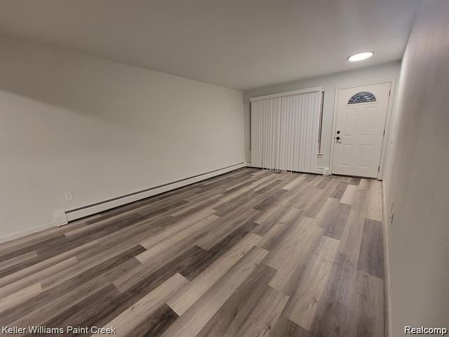 30468 Krauter Street 6, Garden City, MI 48135