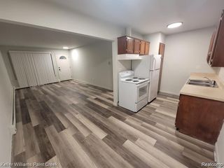 30468 Krauter Street 6, Garden City, MI 48135