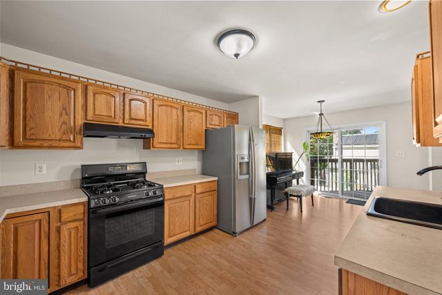7 LOGAN DR, Cherry Hill, NJ 08034