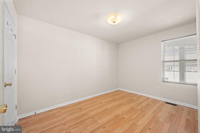 7 LOGAN DR, Cherry Hill, NJ 08034
