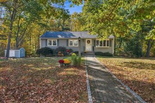 10 Overbrook Rd, Middleton, MA 01949