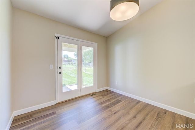 129 Del Oro Drive, St Peters, MO 63376