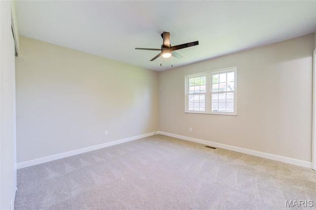 129 Del Oro Drive, St Peters, MO 63376