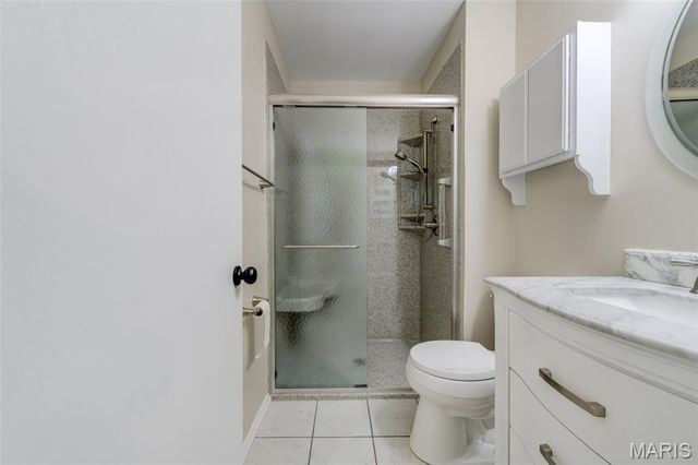 129 Del Oro Drive, St Peters, MO 63376