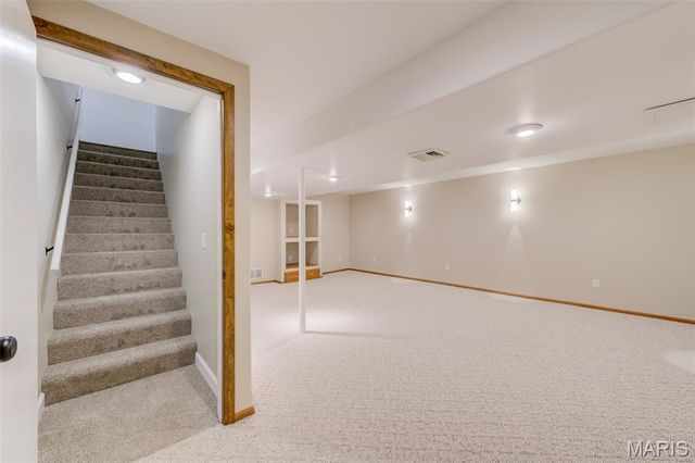 129 Del Oro Drive, St Peters, MO 63376