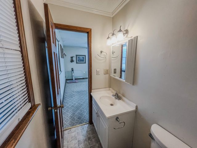 370 SERENITY DR, Savannah, TN 38372