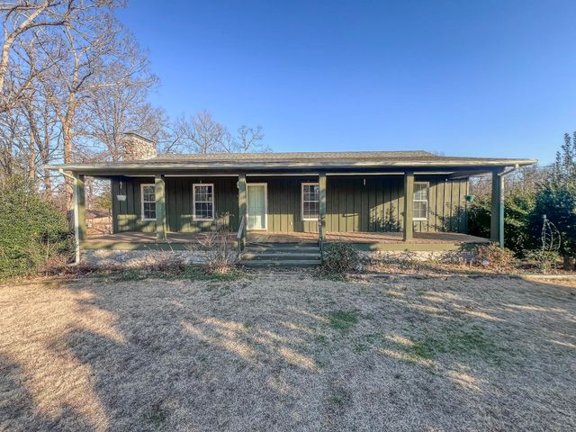 370 SERENITY DR, Savannah, TN 38372