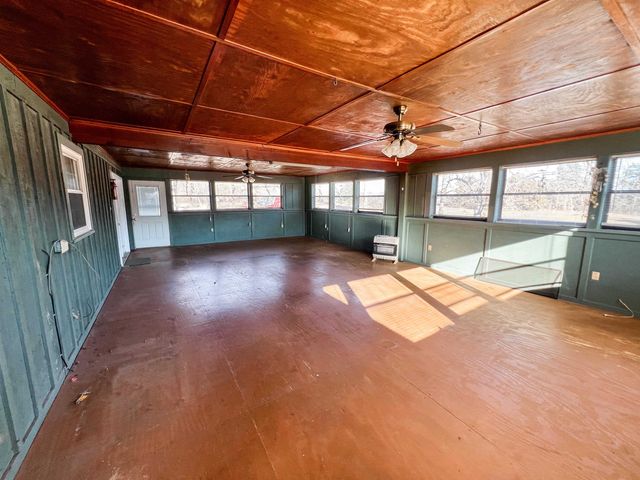 370 SERENITY DR, Savannah, TN 38372