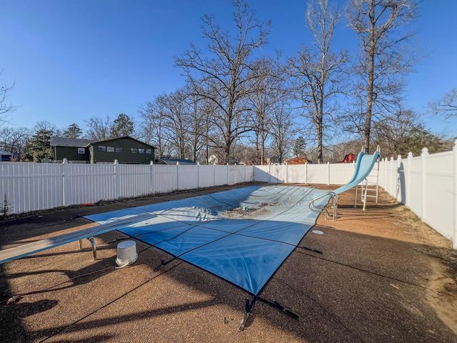 370 SERENITY DR, Savannah, TN 38372