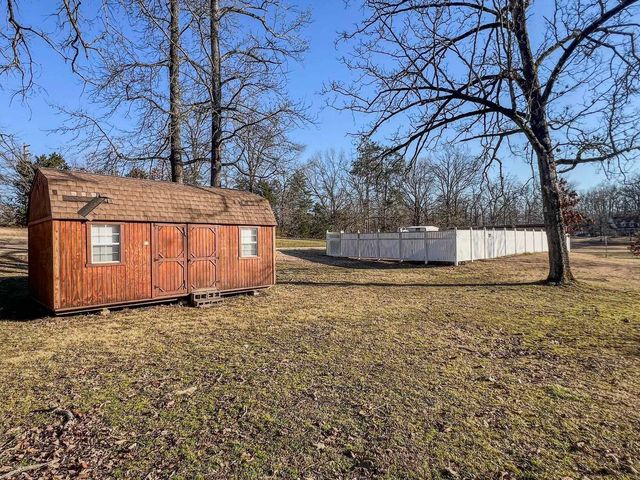 370 SERENITY DR, Savannah, TN 38372