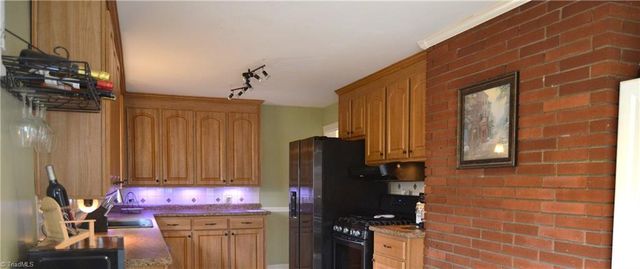 1930 Fairview Boulevard, Winston-salem, NC 27127