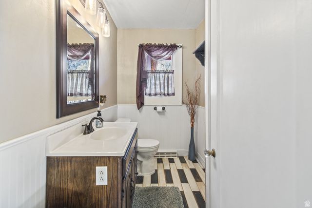 110 N 400 E, Glenwood, UT 84730