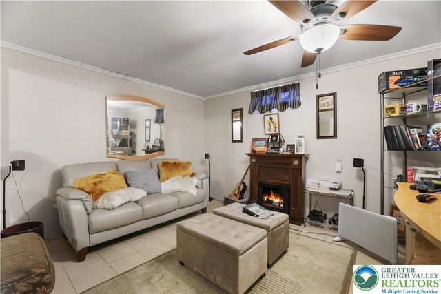 2110 Lansdale Drive, Stroud Twp, PA 18301