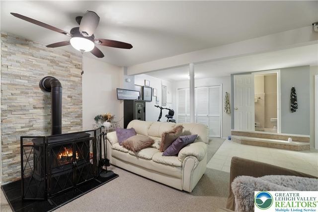 2110 Lansdale Drive, Stroud Twp, PA 18301