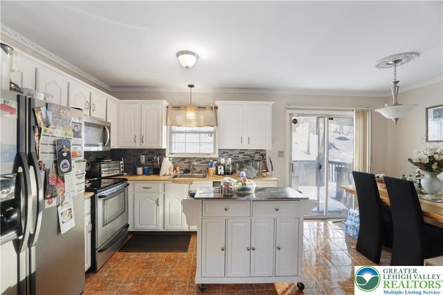 2110 Lansdale Drive, Stroud Twp, PA 18301