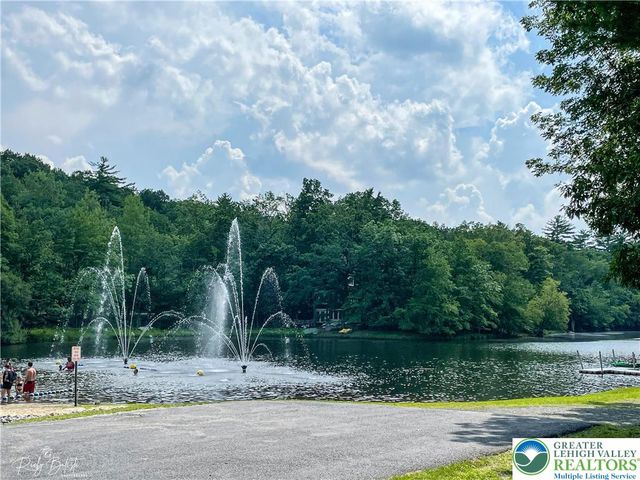 2110 Lansdale Drive, Stroud Twp, PA 18301