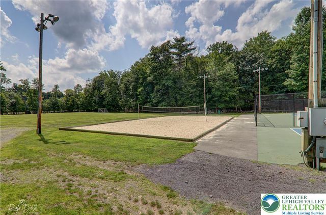 2110 Lansdale Drive, Stroud Twp, PA 18301