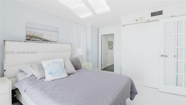 2625 Collins Ave 803, Miami Beach, FL 33140