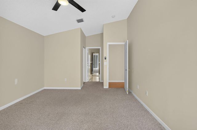 7666 Rockport Circle, Lake Worth, FL 33467