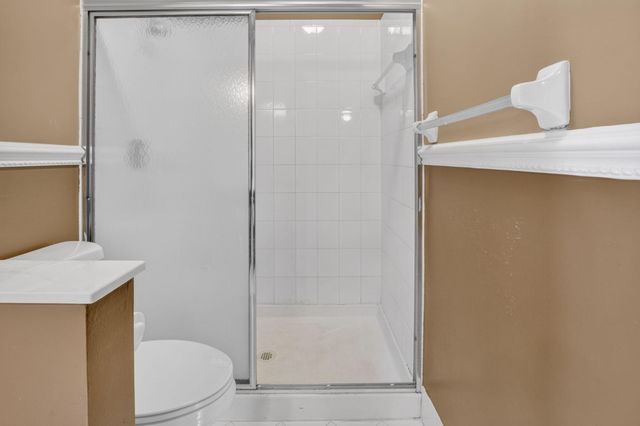 7666 Rockport Circle, Lake Worth, FL 33467