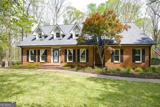 502 Riverview Court, Woodstock, GA 30188