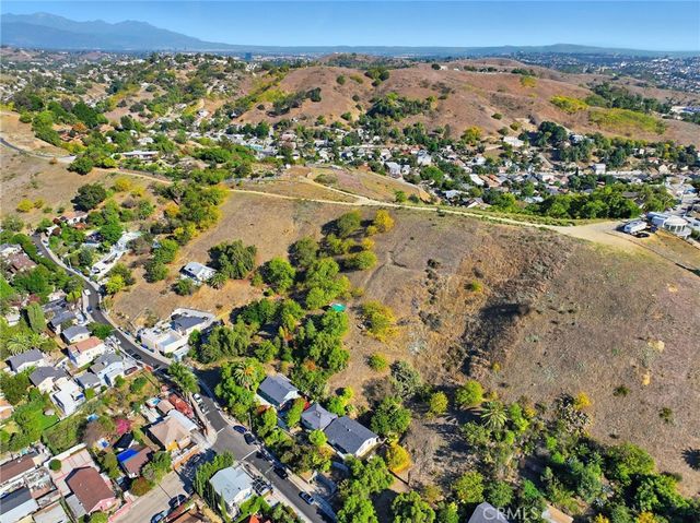 2921 Thomas Street, Los Angeles, CA 90034