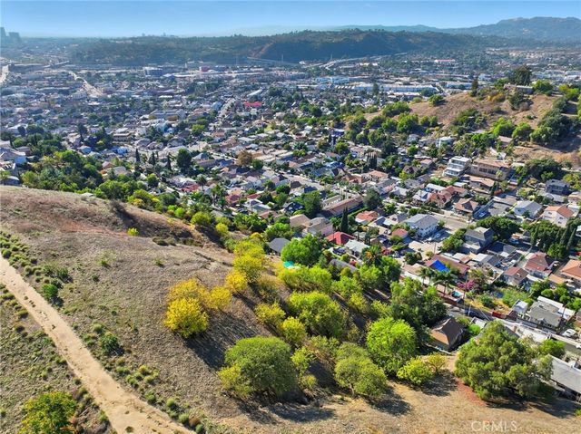 2921 Thomas Street, Los Angeles, CA 90034