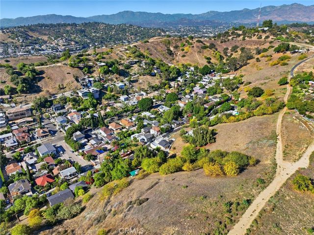 2921 Thomas Street, Los Angeles, CA 90034