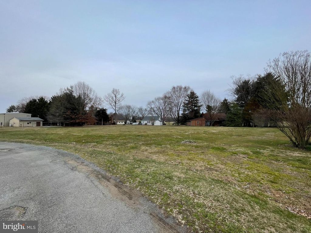Image 3 of property listing at MAP 36 PARCEL 80 WATERTOWER RD, Chestertown, MD 21620