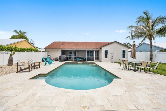 200 Park Place, Jupiter, FL 33458