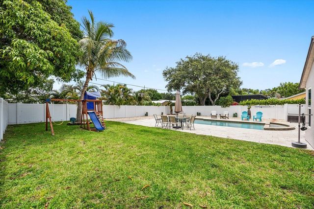 200 Park Place, Jupiter, FL 33458