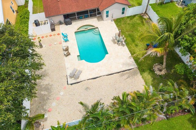 200 Park Place, Jupiter, FL 33458