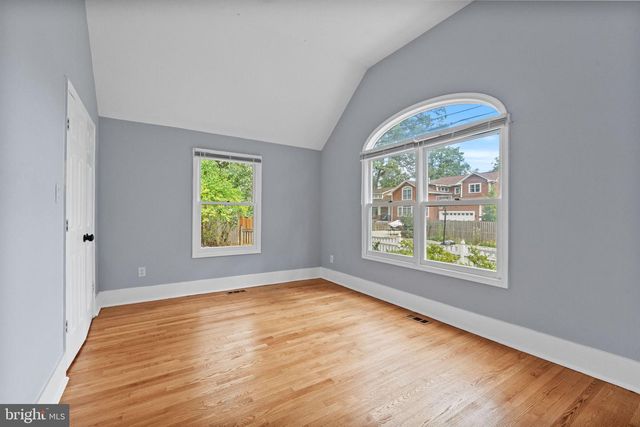 310 S ILLINOIS ST, Arlington, VA 22204