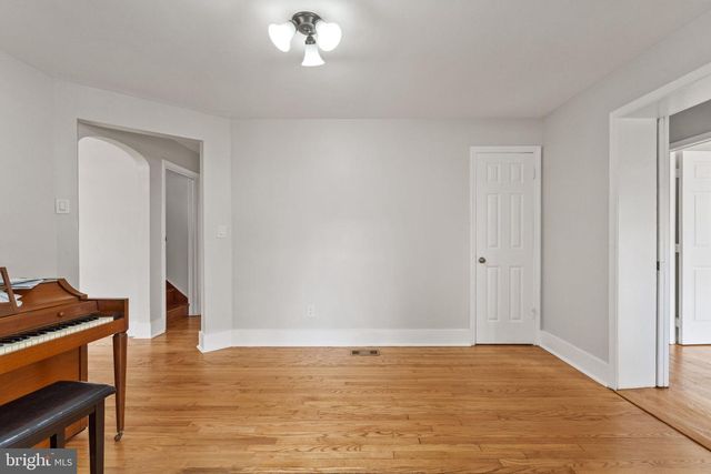 310 S ILLINOIS ST, Arlington, VA 22204