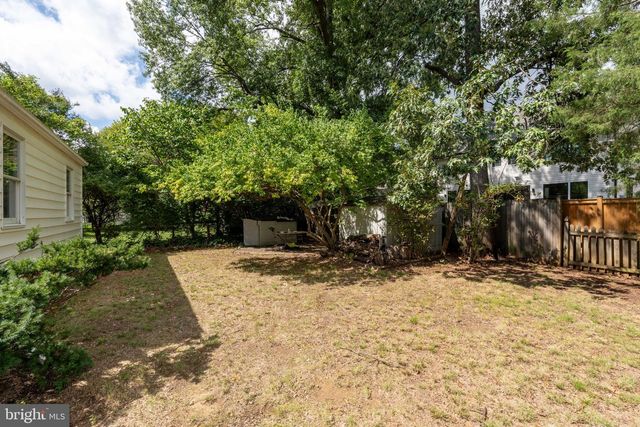 310 S ILLINOIS ST, Arlington, VA 22204