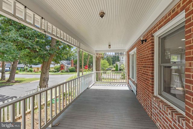 310 S ILLINOIS ST, Arlington, VA 22204