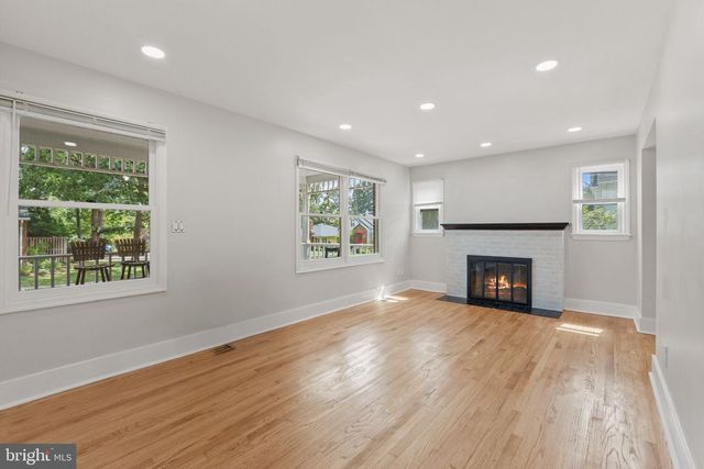 310 S ILLINOIS ST, Arlington, VA 22204