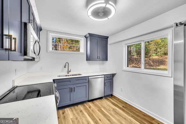 1306 Poplarcrest Circle SE, Atlanta, GA 30316